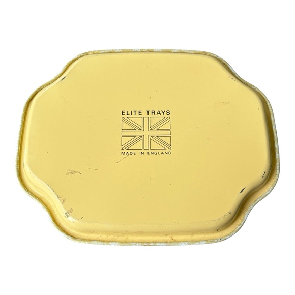 Vintage Elite Metal Tray 7.5” Seashell Design Made in England - Picture 2 of 2